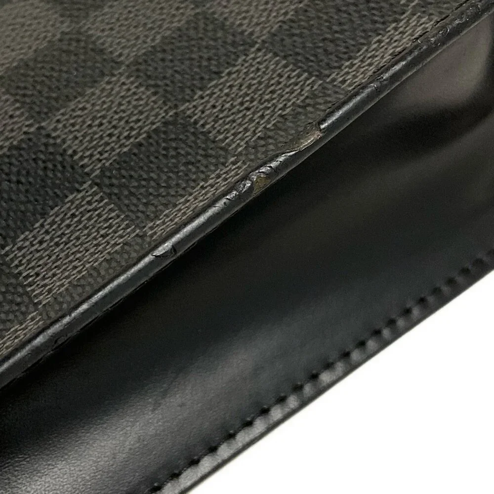 Louis Vuitton POCHETTE VOYAGE MM Clutch Bag N41696